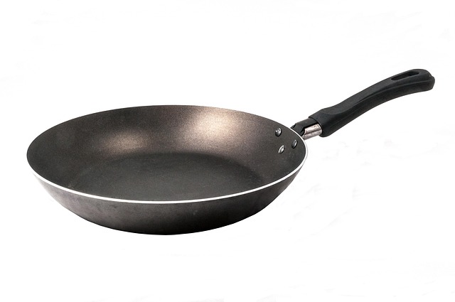 Teflon pan — representative photo